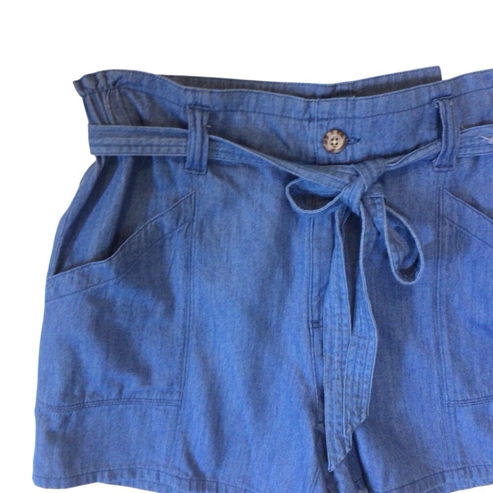 Old Navy Womens High Waisted Chambray Workwear 4.5” Shorts Size Medium - Picture 3 of 6